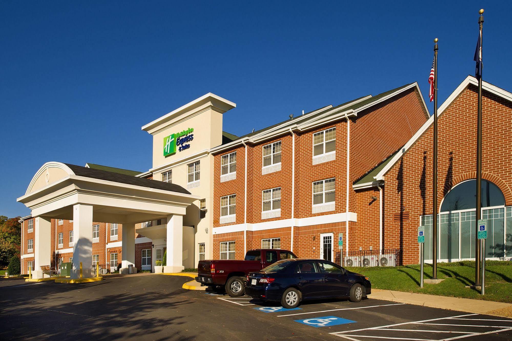 Express & By Ihg Hotel